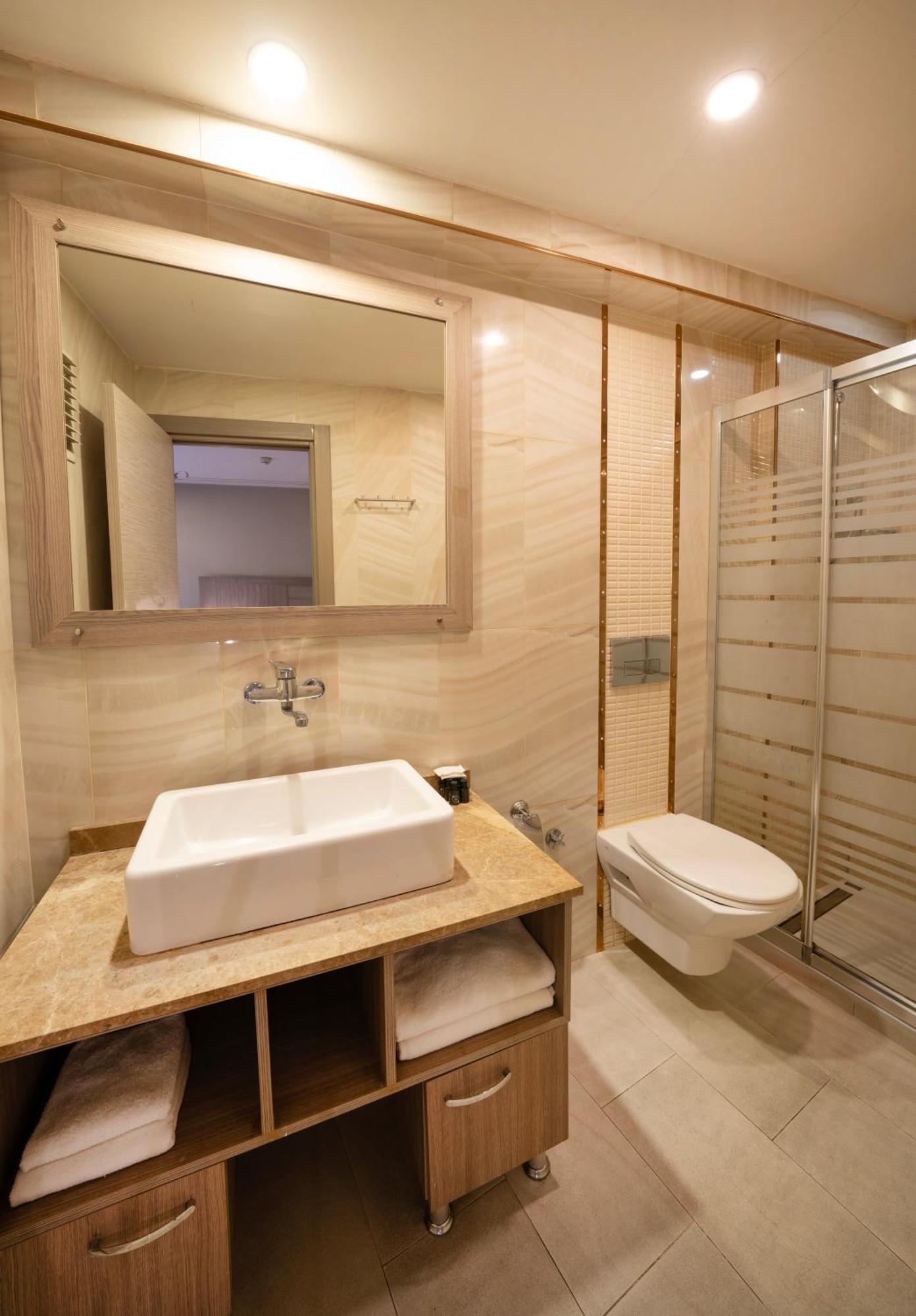 Orya Hotel Istanbul Exterior photo